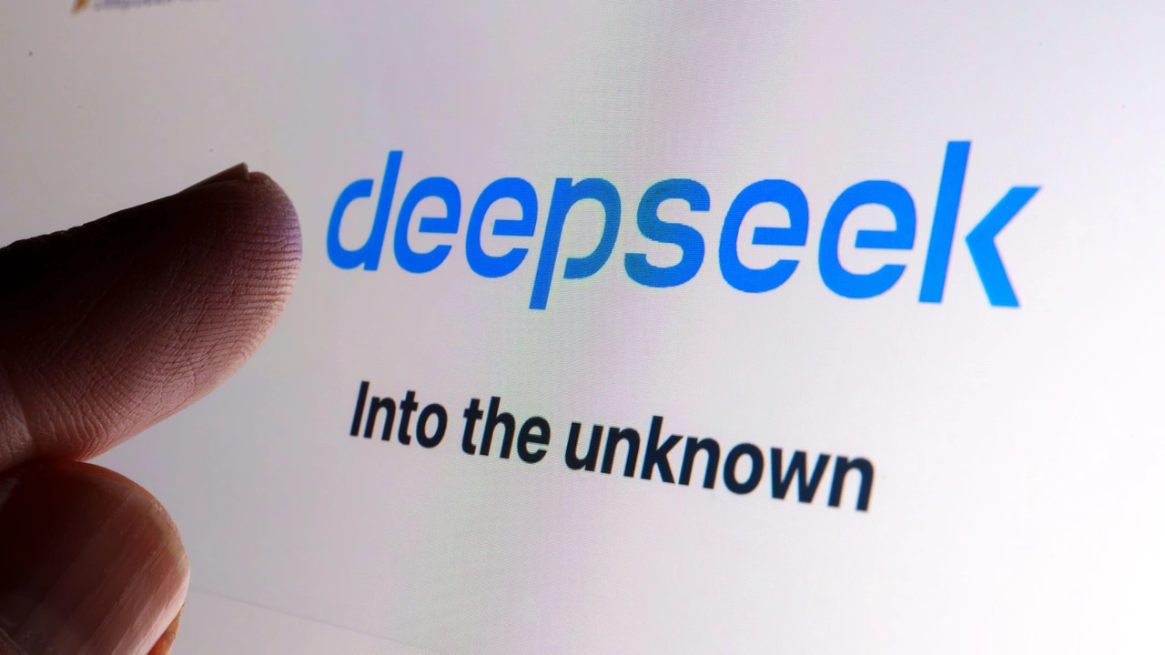 DeepSeek Jailbreak: Security Researchers Uncover System Prompt
