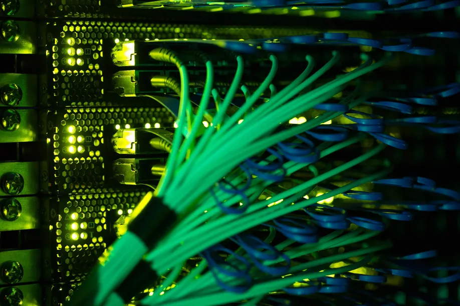 Microsoft Cancels Leases for AI Data Centers, Analyst Says