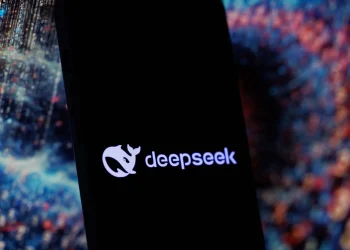 DeepSeek Slashes Off-Peak Prices to Balance Out AI Demand