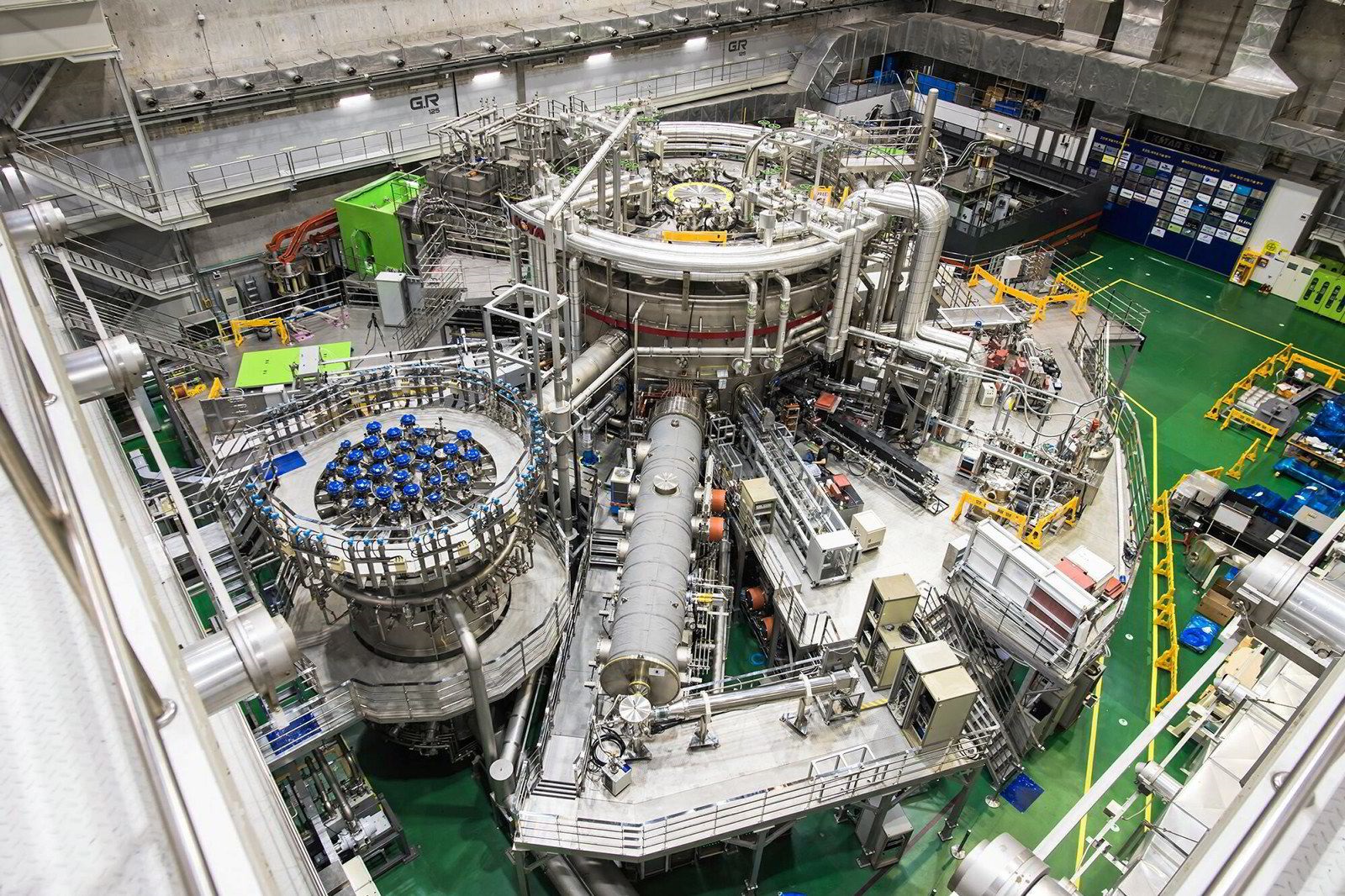 Bill Gates-backed Commonwealth Fusion Systems hits key reactor construction milestone