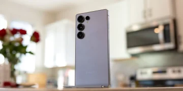 Galaxy S26 Ultra Leak Suggests Trade-off: Fewer Cameras, Enhanced Battery Performance