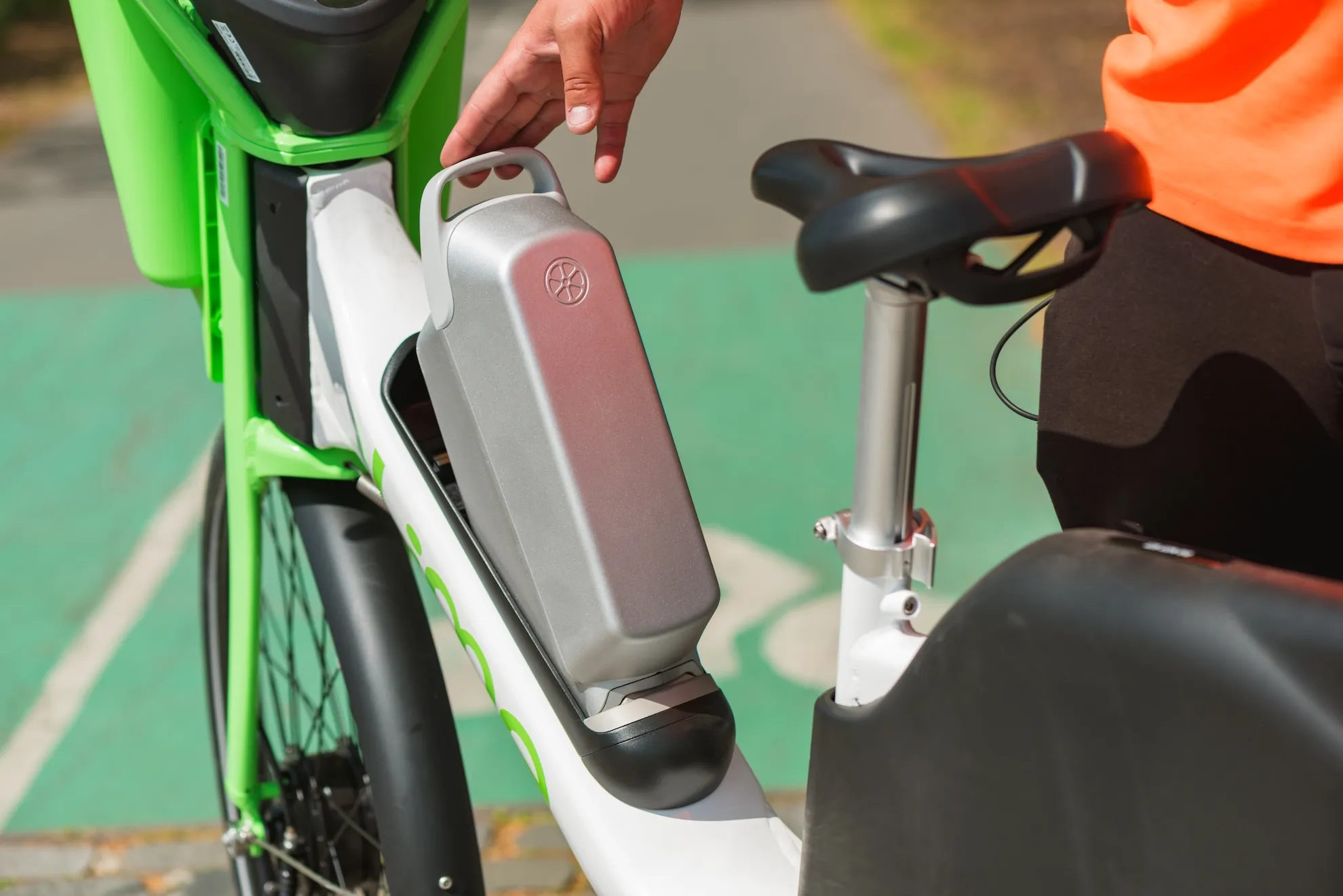 Lime’s scooter and e-bike batteries will be recycled by Redwood Materials