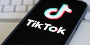 Trump to Weigh Plans for TikTok Sale at Meeting on Wednesday