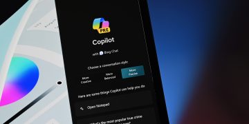 Windows 11 Widgets Get Smarter: Meet the Copilot Discover Sidebar