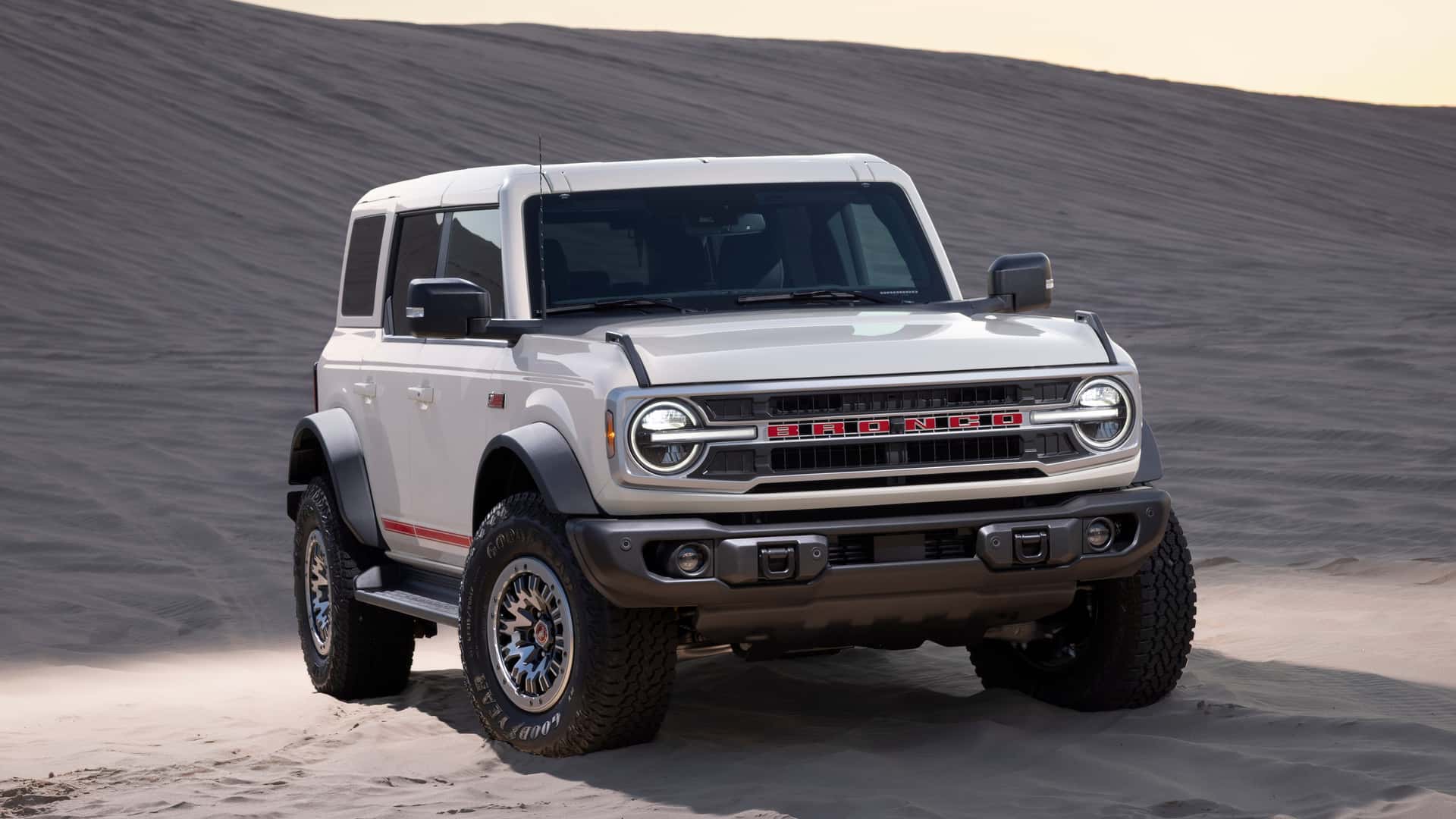 Ford Revives Iconic Wimbledon White for Bronco’s 60th Anniversary Edition