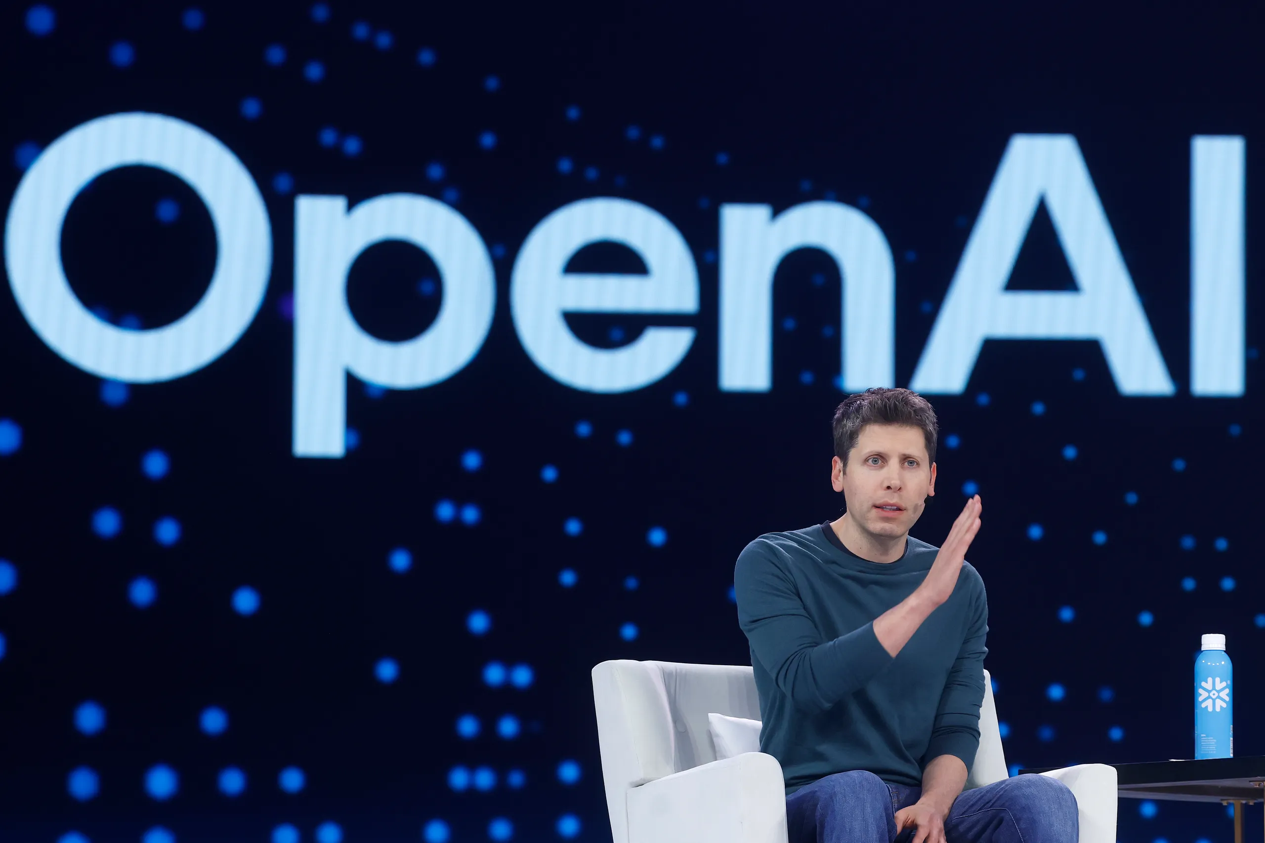 AI Frenzy Pauses: OpenAI CEO Signals Reality Check as MIT Data Exposes Weak Returns