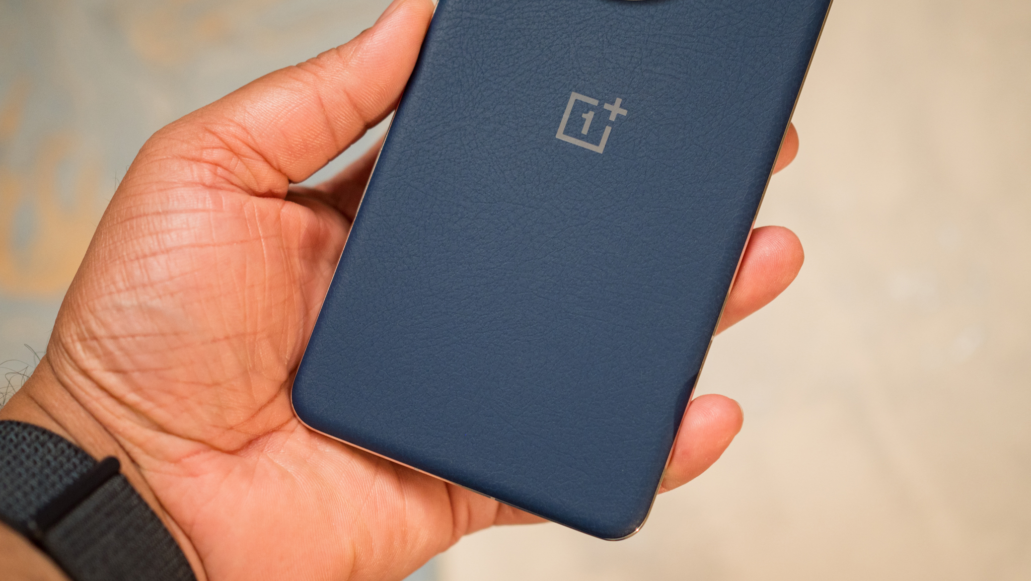 The OnePlus 15’s Battery Upgrade Is Massive — Here’s Why It’s Not Even Bigger