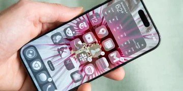 iOS 26 brings stunning 3D Spatial Wallpapers to iPhone