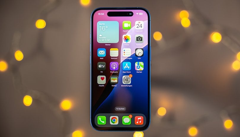 Developers Embrace Apple’s Local AI Models in iOS 26