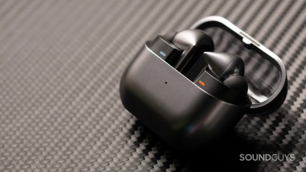 Samsung Galaxy Buds 4 and Buds 4 Pro spotted in One UI 8.5 code leak