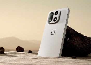 OnePlus 15: The King Returns Stronger Than Ever
