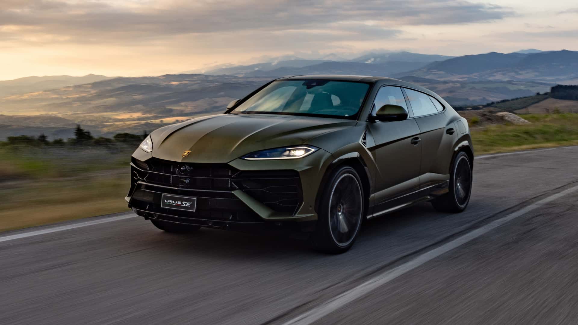 Lamborghini Introduces 10-Year Warranty, Matching Kia’s Long-Term Coverage