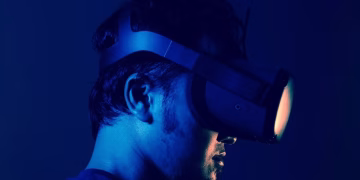 Meta Prioritizes First-Party VR Devices Over Horizon OS Licensing