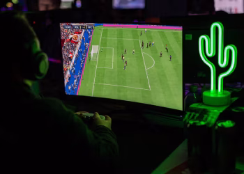 Play FIFA on Your TV as Netflix Blends Streaming and Gaming